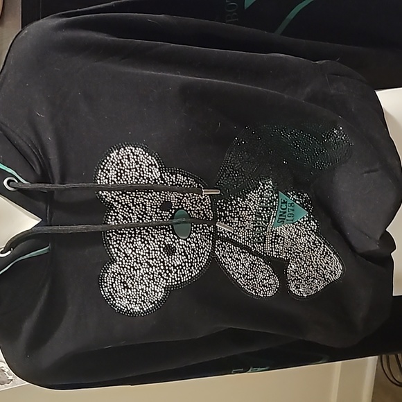 Sweater and pants - Picture 1 of 2